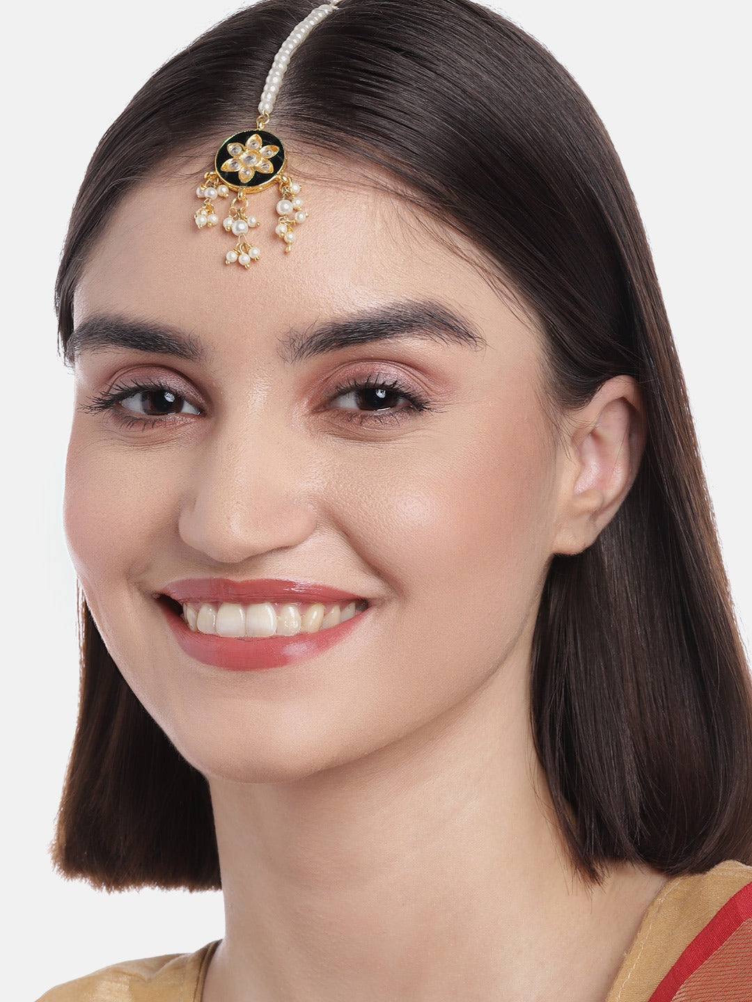 Shehzaadi Arshiya Kundan Mangtikka
