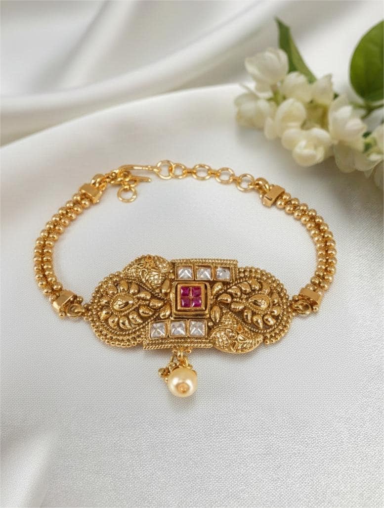 Firoza Kamakshi Bajuband