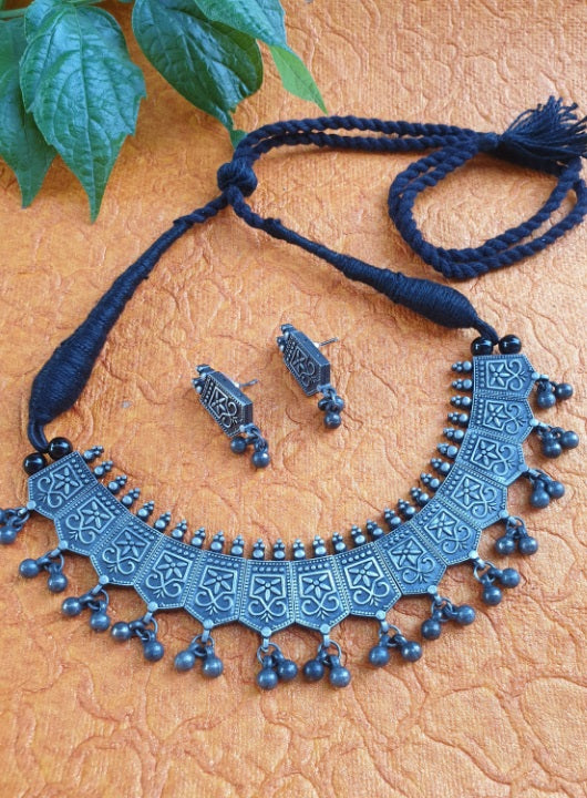 Rajeshwar Necklace Set