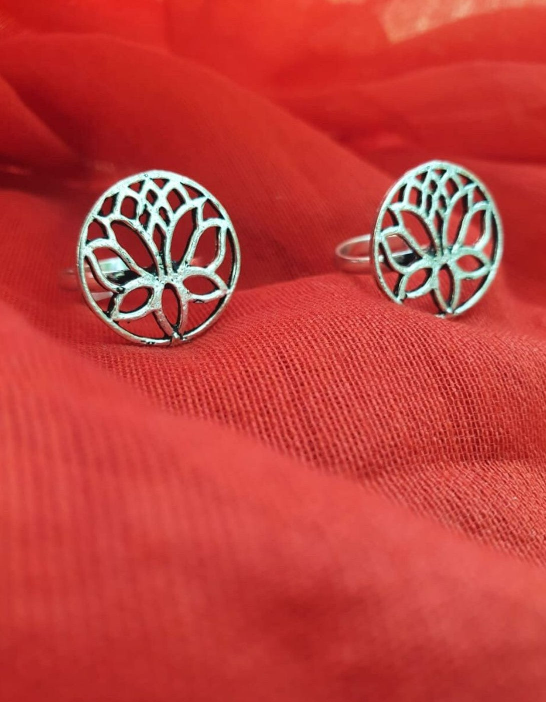 Lotus Bliss Toe Rings