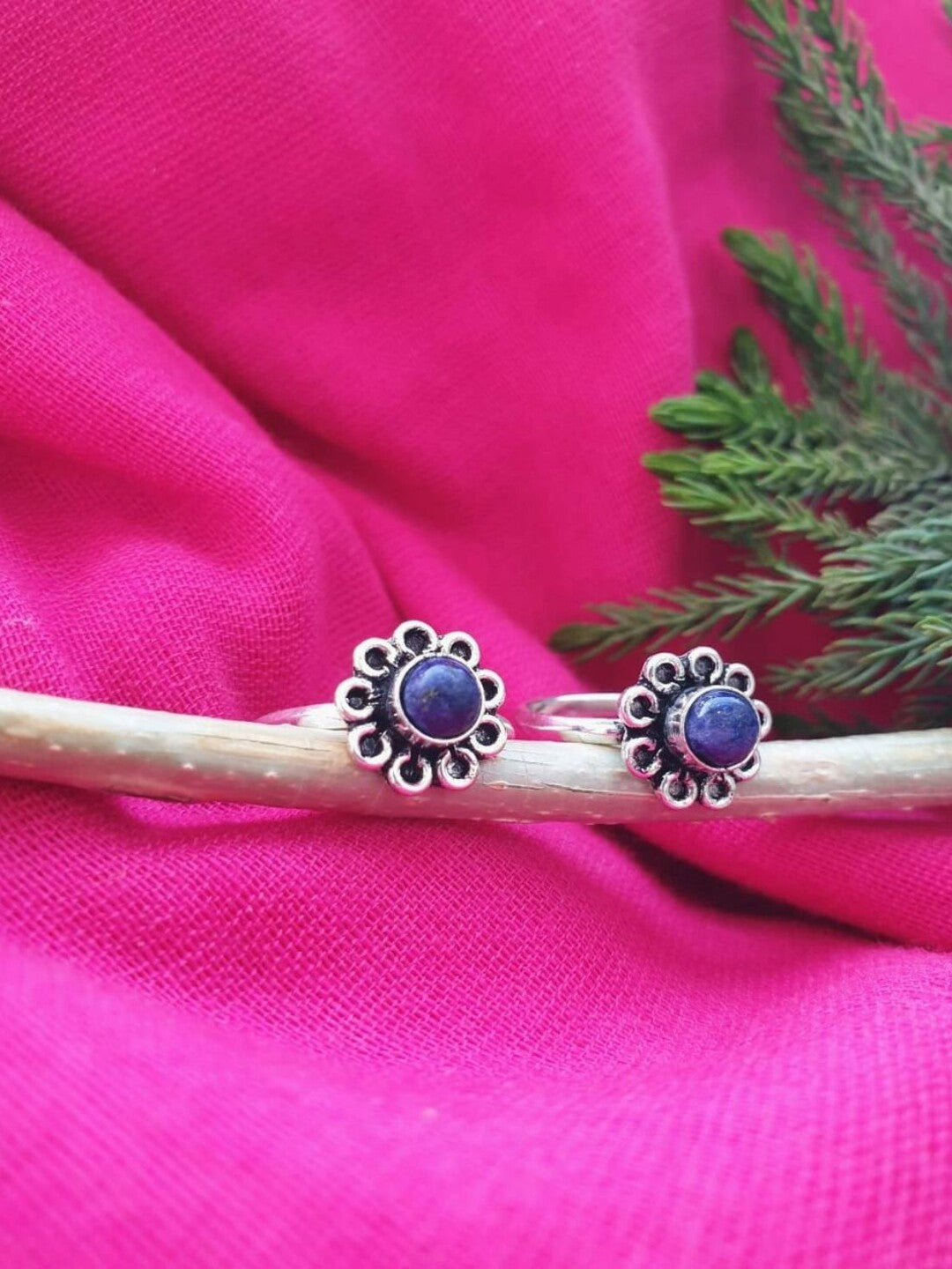 Mid Night Beauty Toe Ring