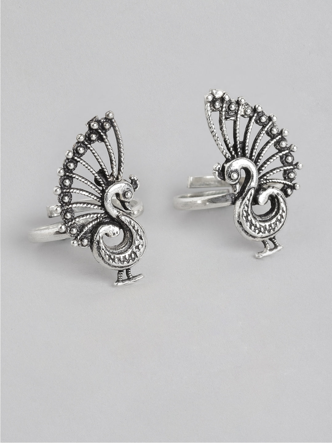 Dancing Mayura Oxidized Toe Ring