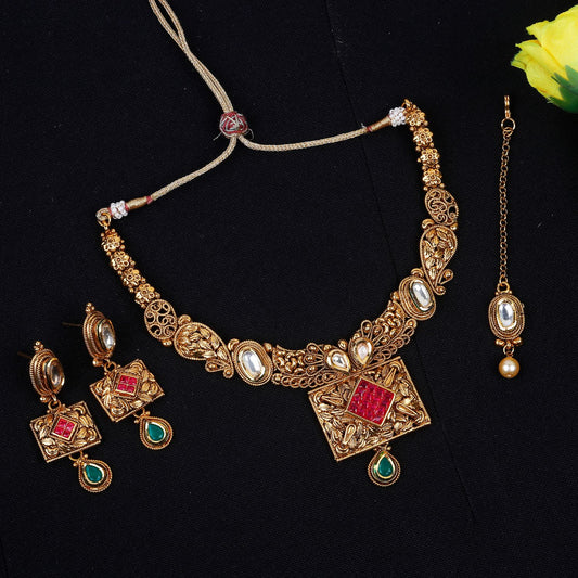 Swarna Rani Mani karnika Necklace Set