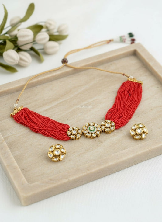 Divya  Kundan Choker Set