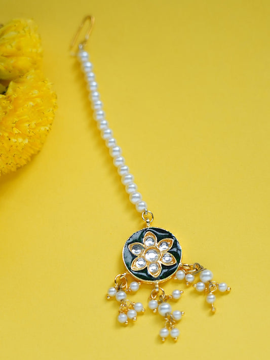 Shehzaadi Arshiya Kundan Mangtikka