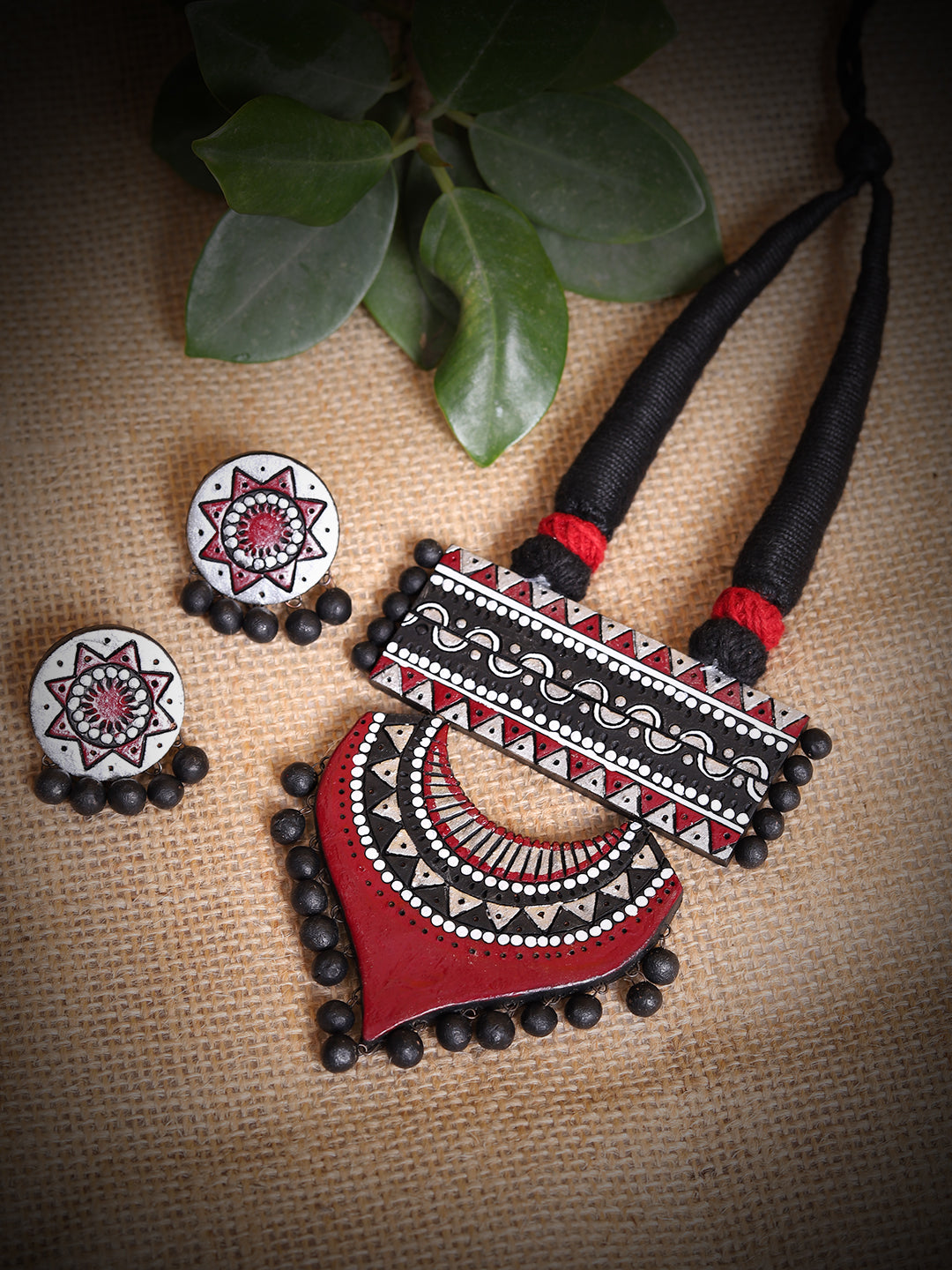 Ink Of Ancestry Terracota Necklace Set