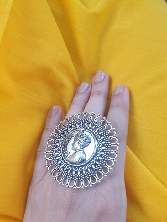 Victoria Cocktail Ring